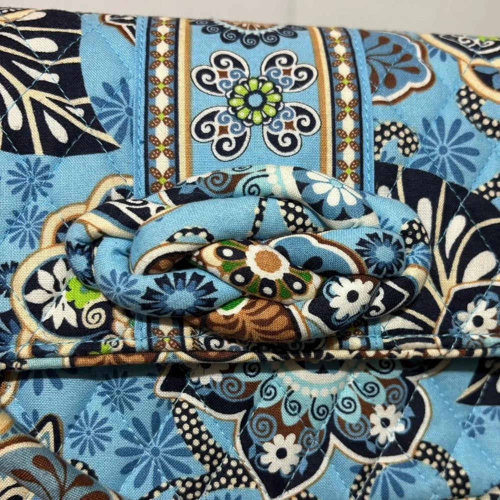 Vera Bradley not just a clutch Bali Blue floral flower purse Rectangle shape